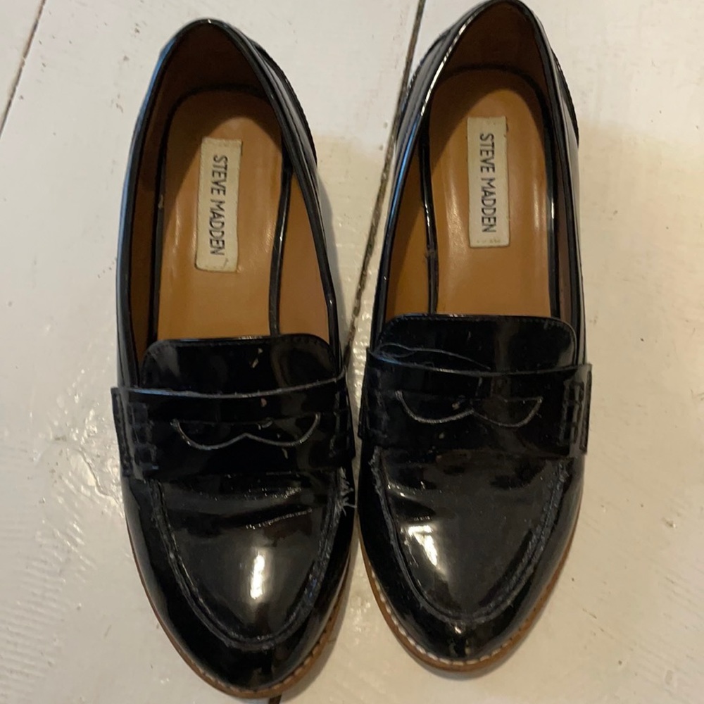 Steve Madden Patent Leather size 7